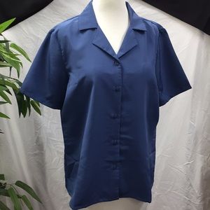 BFA Classic short Sleeve Button Down Top
